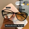 Solglasögon trendig kattögon pochromiska myopia glasögon retro oval ram färg byte minus diopter glasögon ultralätt nära synen