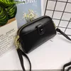 온라인 출구 쇼핑 2024 새로운 인기있는 텍스처 작은 가방 싱글 어깨 크로스 바디 휴대 전화 여성 핸드 헬드 쉘