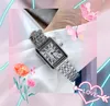 Luxe Vrouwen Romeinse Tank Wijzerplaat Dress Horloges Echt Leer Roestvrij Stalen Band Lady Iced Out Quartz Uurwerk Rose Goud Zilver Horloge accessoires Geschenken