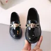 Nya modeflickor skor söta söta barns avslappnade sneakers barnlägenheter småbarn flicka prinsessan läderskor storlek 25-35