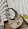 2024 Classic Cross Body Shoulder Bags Designer Womens Hobo Half Moon Hobos Bag New Designers Women Letters Handbag With Chain Purse