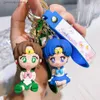 Porte-clés Longes Anime Sailor Moon Porte-clés Mignon Figure Poupée Couple Sac Pendentif Porte-clés Voiture Porte-clés Accessoires Jouet Cadeau pour Hommes Femmes Amis Y240318