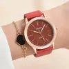 Montres-bracelets 2pcs / Set Femmes Montres Mode Casual Dames Quartz Bracelet En Cuir Montre Femme Horloge Pour Fille Cadeau Sans Boîte