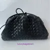 Luxury Designer Bottgss Ventss Pouch tote Bags online store Super Fire Cloud Bag Woven Womens 2024 New Sweet and Fashionable One With Real Logo