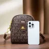 Kupuj online Wyjdź Super popularny 2024 Lato Nowy lekka i wysokiej klasy mini torba opakowanie telefonu komórkowego Zmiana Zmiana Eksynte Crossbody Womens