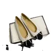 24S Classic Designer Dress Spring and Autumn 100% Cowhide Ballet Flats Dance Shoes Fashion Women Black Flat Boat Shoe Sandal Lady Läder Lazy Loafers With Box