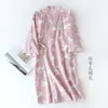 Vêtements de nuit pour femmes Chemise de nuit Loisirs Homewear Robe mignonne Robe de bain de nuit Pyjamas à manches imprimées Cardigan pour femmes longues Robes douces Coton