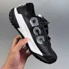 Designer ACG Mountain Fly 2 Sapatos Baixos Homens Mulheres Triplo Preto Branco Ouro Nasu 2 GTX SE Acg Significa Ail Condições Engrenagem Correndo Treinadores Esportes Sapatilhas