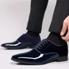 Scarpa formale con tacco per uomini scarpe in pelle maschile marca di punta di lussuoso maschile maschile maschile per uomini 240402