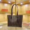 Snygga handväskor från toppdesigners Advanced Womens Bag New Fashionable stor kapacitet handhållen tyg klassiker och magnifik en axel
