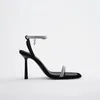 Rhinestone Ladies High Heels Eleganckie sandały Łańcuchowe łańcuch cienki obcasy buty imprezowe sandały modne dla kobiet czarne 240304
