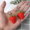 Portachiavi 1PC Fragola Frutta Portachiavi Donna Ragazza Amico Gioielli Cibo simulato Creativo Portachiavi per auto Airpods Scatola di accessori