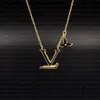 18K gold plated enamel Pendant Necklace Designer Pin bracelet clover Necklace Crystal Geometric earrings Wedding Party jewelry accessories