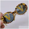 Vêtements pour chiens Lunettes de chien / lunettes de soleil rétro ovales petits chiens chats lunettes de fête faveurs lunettes de soleil pour animaux de compagnie ensemble mignon drôle cosplay Dol Dhjbj