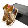 TトランプシューズトランプデザイナースニーカーThe Never Surder High Top Top Top Casual Basketball Shoes Designer TS Gold Custom Men女性アウトドアトレーナースポーツスニーカー36-45