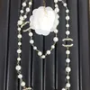 Classic Diamond Pendant Necklace Designer Högkvalitativ Pearl Womens Halsband bröllopsdag smyckespresent