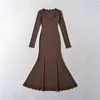 Casual Jurken LUNDUNSHIJIA 2024 Lente Herfst Vrouwen Chic Kant Katoenen Jurk Dames Lange Mouw Maxi Vissenstaart Vestidos