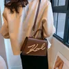 Chic Shoulder Bags Letter Contrasting Color Designer Handbag For Womens Bag Trendy Internet Celebrity Shoulder Bag Texture Crossbody Handbags Tote 240311