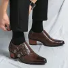 Brun dubbla spänne män loafer tjock häl tryckta svarta mäns casual skor gratis frakt zapatos casues para hombres