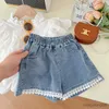 Ensembles de vêtements 2023 été nouvelles filles ensemble enfants mode manches volantes dentelle poupée chemise + dentelle Denim Shorts 2 pièces ensemble de vêtements