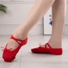 Chaussures de danse filles Ballet femmes pantoufles pour enfants/enfants/enfant salle de bal professeur pratique talon Salsa