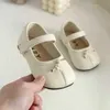 Babyschoenen 12-15,5 cm leren kinderschoenen voor kleine prinses eerste verjaardag bruiloft effen zachte strikje brede neus kinderen meisje lente schoenen 240315