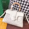 Popularna moda kobiet mini zęby psa pojedyncze ramię w torbie Crossbody Saigon alfabet druk francuska niszowa torba prawidłowa