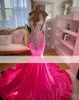 Heißer Rosa Diamant Prom Kleider Für Schwarze Mädchen 2024 Samt Perlen Party Kleider Meerjungfrau Abendkleid Vestidos De Gala