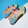 Scarpe per bambini antiscivolo dal design non nuovissimo, traspiranti, ad asciugatura rapida, scarpe da spiaggia a cinque dita, scarpe a piedi nudi