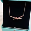 Designer tiffay and cos New Twisted Knot Necklace for Womens Light Luxury Small Popular Rose Gold Bow Collar Chain High Grade Pink