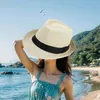 Chapeaux à large bord Chapeau de soleil Top Hommes Femmes Mode Durable Respirant Portable Paille de plage pour les vacances Voyage de rue Randonnée Vocations
