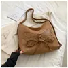 Borse da scuola Zaino con stampa a farfalla Borsa da donna vintage 2024 Borsa a tracolla avanzata in pelle con una spalla sotto le ascelle di grande capacità