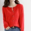 Offseason clearance Sticked Cardigan Womens Fine Lmitation Wool Spring and Autumn Kort runt halströja Löst kappa 240311