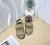 Designer Kids Letter Sandaler Summer Boys Girls Metals Buckle Sandals Kids Non-Slip Soft Bottom Outdoor Casual Shoes EUR26-35 Z7209