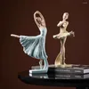 Figurine decorative Statua di ballerina in stile nordico Decorazioni per la casa creative Figurine di balletto in resina per la decorazione della stanza Regalo Fidanzata Artigianato