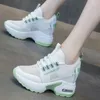 Casual skor ökade mesh mode kvinnor vit snörning upp grunt damer gummi sneakers kvinnlig platt plattform