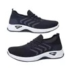 HBP Non-Brand Uomo leggero sportivo casual prezzo basso all'ingrosso traspirante moda a buon mercato stock scarpe da ginnastica scarpe Vulcanize