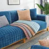 Velvet Sofa Cover Universal Plaid Plush Nonslip Thighted Living Room Warm Flanell Cushion Armstor Back Handduk 240304