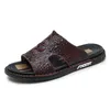 Hög ny design HBP icke-varumärke av hög varumärke Dåliga tofflor Bekväma Summer Crocodile Leather Sandals för män
