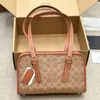 Borsa a tracolla con cerniera alta qualità Borsa a tracolla con cerniera di design di lusso con cerniera borsa tote in pelle moda donna casual shopping sportivo borsa a tracolla a tracolla ascellare