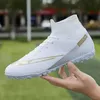 HBP Non-Marque En Gros Blanc Et Noir Impression Chaussures De Football De Football Supérieures TPU Semelle De Football Botte Pour Hommes