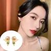 Kolczyki stadninowe Minimalistyczna syrena moda symulowana Pearl Ear Studs Fishtail Crystal Temperament Net Red Petite Girl