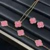 Gioielli firmati Cleef Van Bracciale quadrifoglio Fanjia New Rose Pink Grass Double Face Five Flower Donna Oro 18 carati Lusso Versatile Naturale Sh