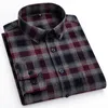 S ~ 7XL Camicia da uomo classica a maniche lunghe scozzese spazzolata di grandi dimensioni Camicia casual all-match in puro cotone di alta qualità Abbigliamento da uomo 240314