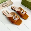 2024 Designer Slipper Womens Slide Sandaal Zwart Lakleer Slides Flat Mule Lady Pool Sliders Zomer Strand Slippers Casual Mode