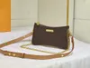 TUNENNE FAN SAPED BAG WOMENS Bag designer Bag crossbody Bag Handbag Mini Bag Högkvalitativ Tygväska Travel Bag M24006