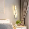 Duvar lambası Modern LED lambalar Yaratıcı koridor koridoru ev ferforje akrilik kapalı aydınlatma dekoratif yatak odası başucu