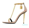 Célèbre été cadenas sandales chaussures femmes t-strap chaîne gourmette or métal or noir rose talon aiguille fête de mariage dame sexy gladiateur sandalias