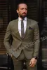 دعاوى وسيم للرجال الترفيهية لحفل الزفاف النحيف Fit Fit Turched Tuxedos 2 قطعة مجموعات العمل الذكور أزياء السترة Homme