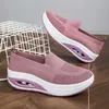 HBP Baskets de marche pour femmes sans marque Mesh Semelle épaisse et douce Chaussures de sport de plein air Chaussures plates de couleur unie Baskets Chaussures de course athlétiques